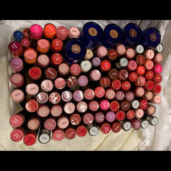 Selling Inventory! LipSense Long Lasting Liquid - Picture 3 of 8